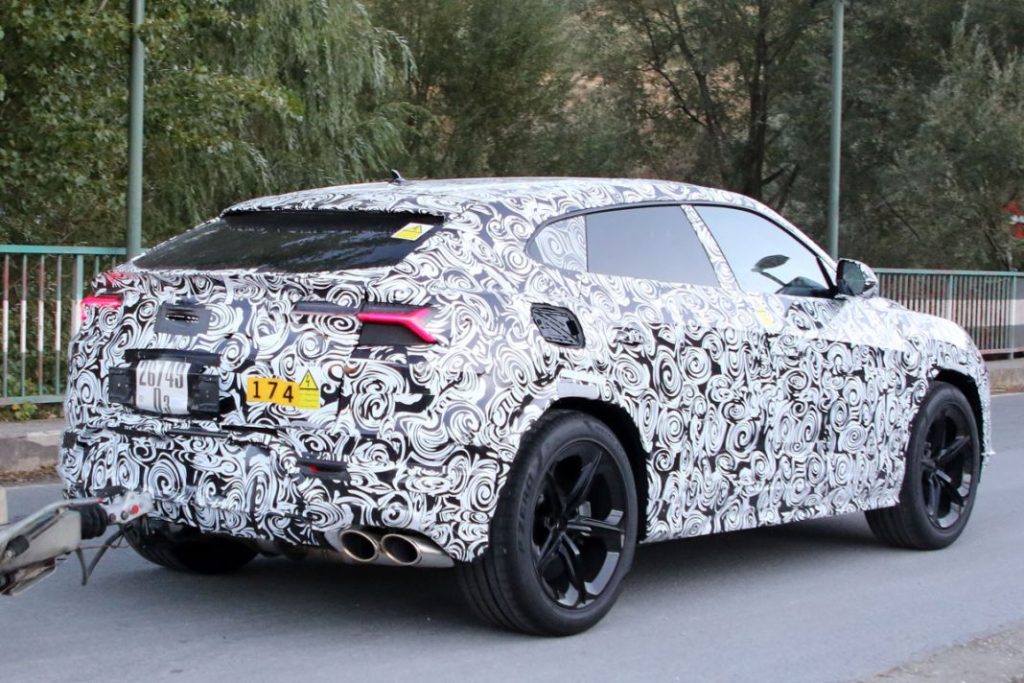 Lamborghini Urus PHEV 12 Motor16