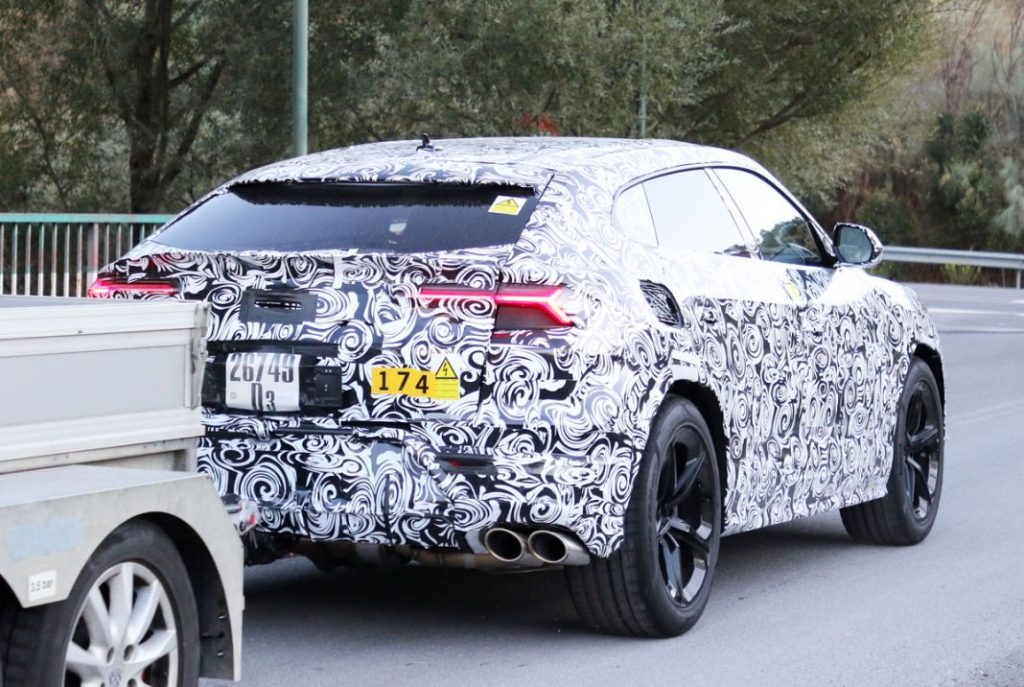 Lamborghini Urus PHEV