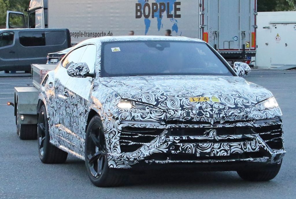 Lamborghini Urus PHEV 4 Motor16