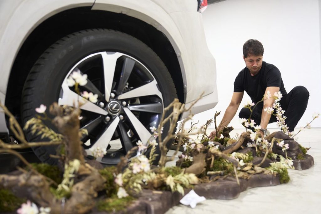 El adiós al NX inspira el Lexus Art Car 2022 13 Motor16 Lexus Art Car 2022 Sayonara12 Motor16