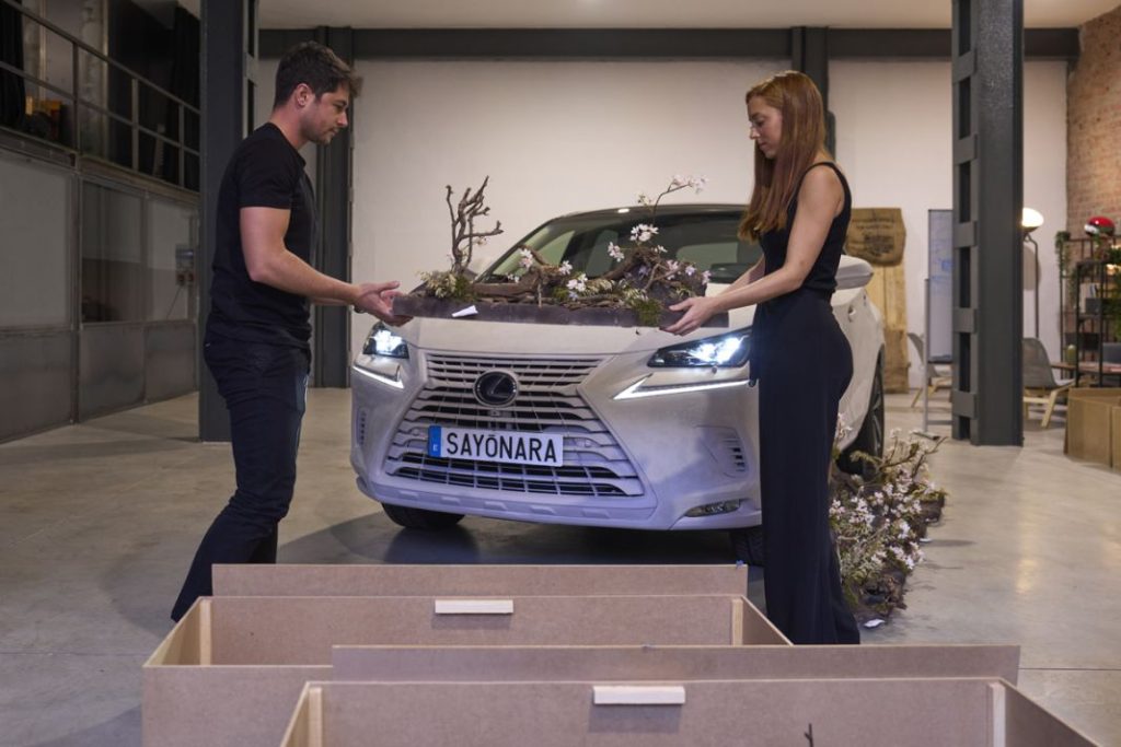 El adiós al NX inspira el Lexus Art Car 2022 6 Motor16 Lexus Art Car 2022 Sayonara5 Motor16