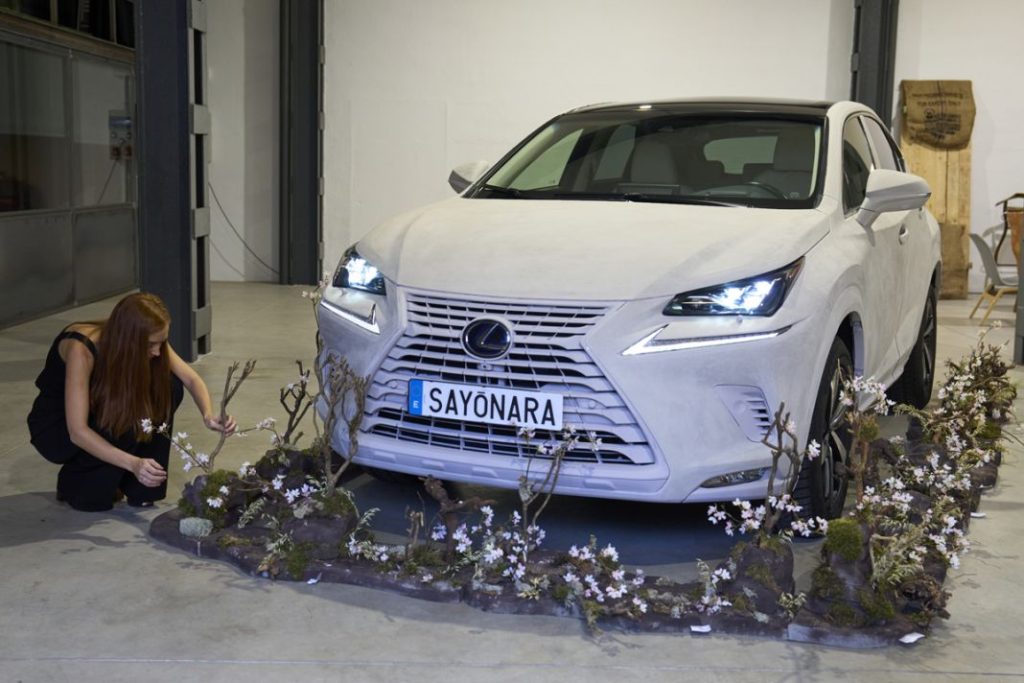 El adiós al NX inspira el Lexus Art Car 2022 10 Motor16 Lexus Art Car 2022 Sayonara9 Motor16