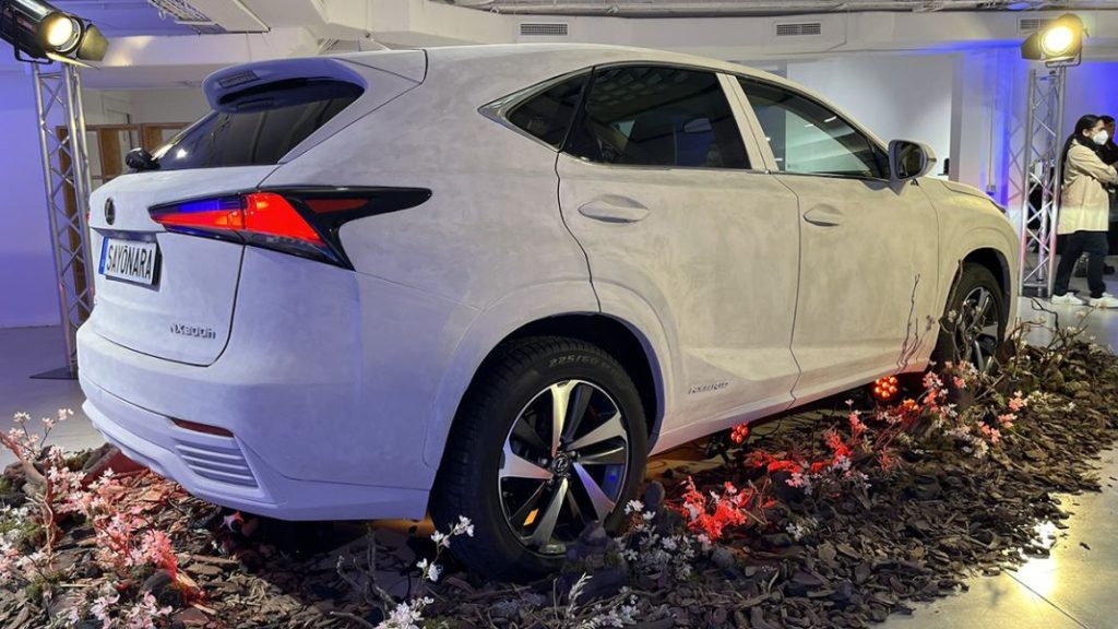 El adiós al NX inspira el Lexus Art Car 2022 31 Motor16 Lexus art car 2022 sayonara30 1 Motor16