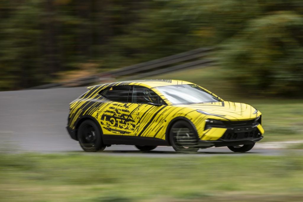 Lotus Eletre; un SUV eléctrico para la marca de deportivos británica 11 Motor16 LotusEletre 5 Motor16