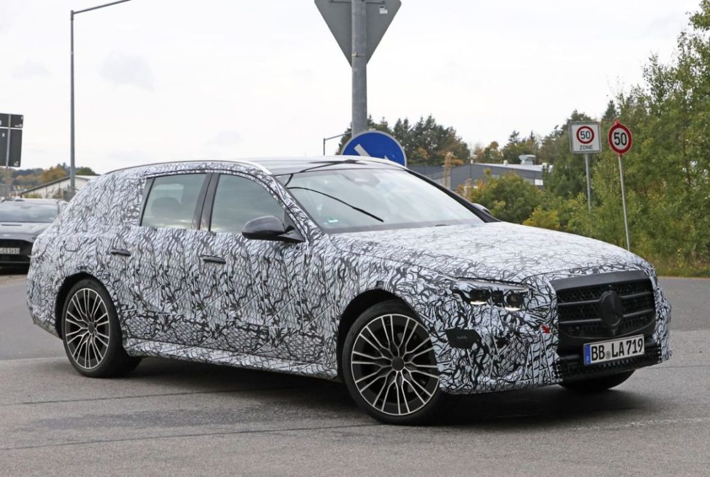 El nuevo Mercedes Clase E familiar, casi a punto 17 Motor16 Mercedes E Wagon 15 Motor16