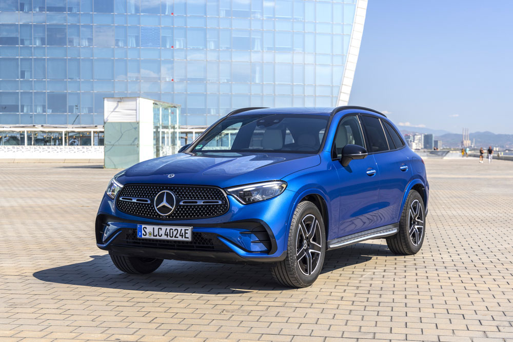 Mercedes GLC.
