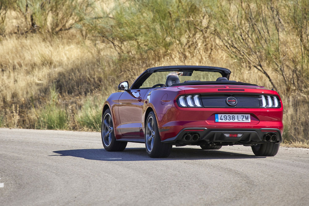 Conducimos el Ford Mustang California Special, puro placer 94 Motor16 Mustang California 5 Motor16