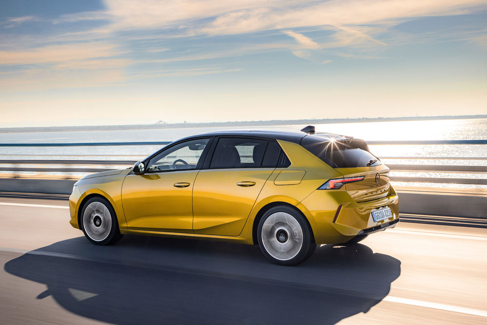 El Opel Astra se rodea de soluciones prácticas e inteligentes 13 Motor16 Opel Astra 16 Motor16
