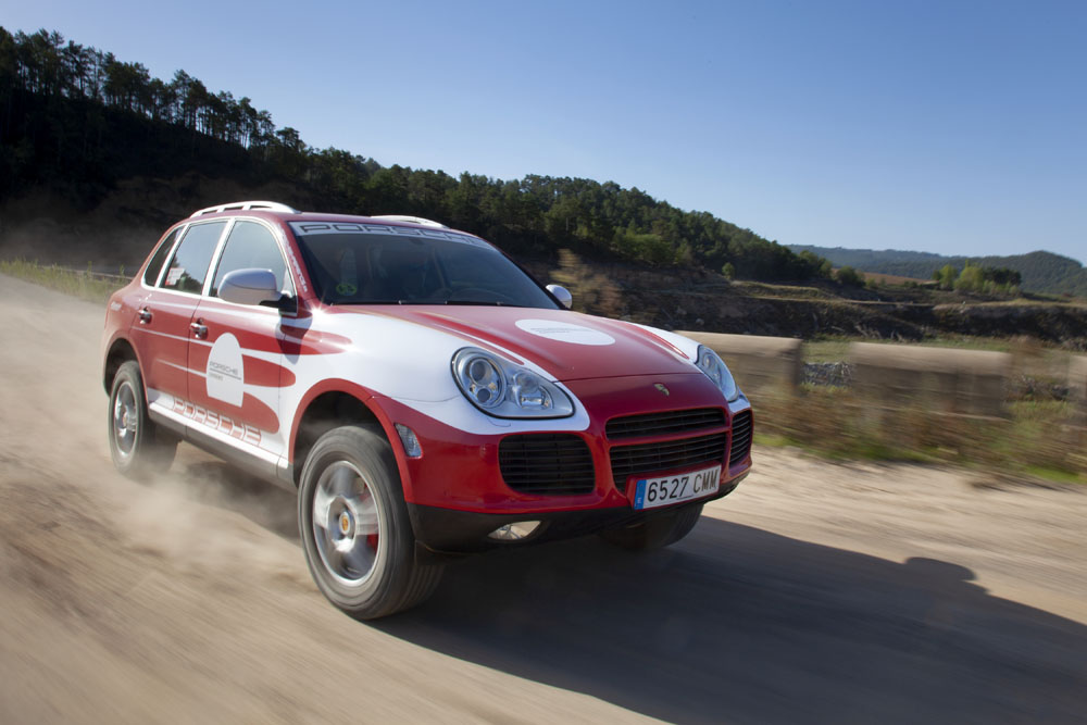 ¿Conoces el fuerte vínculo del Porsche Cayenne con España? 15 Motor16 Porsche Cayenne 40 Motor16