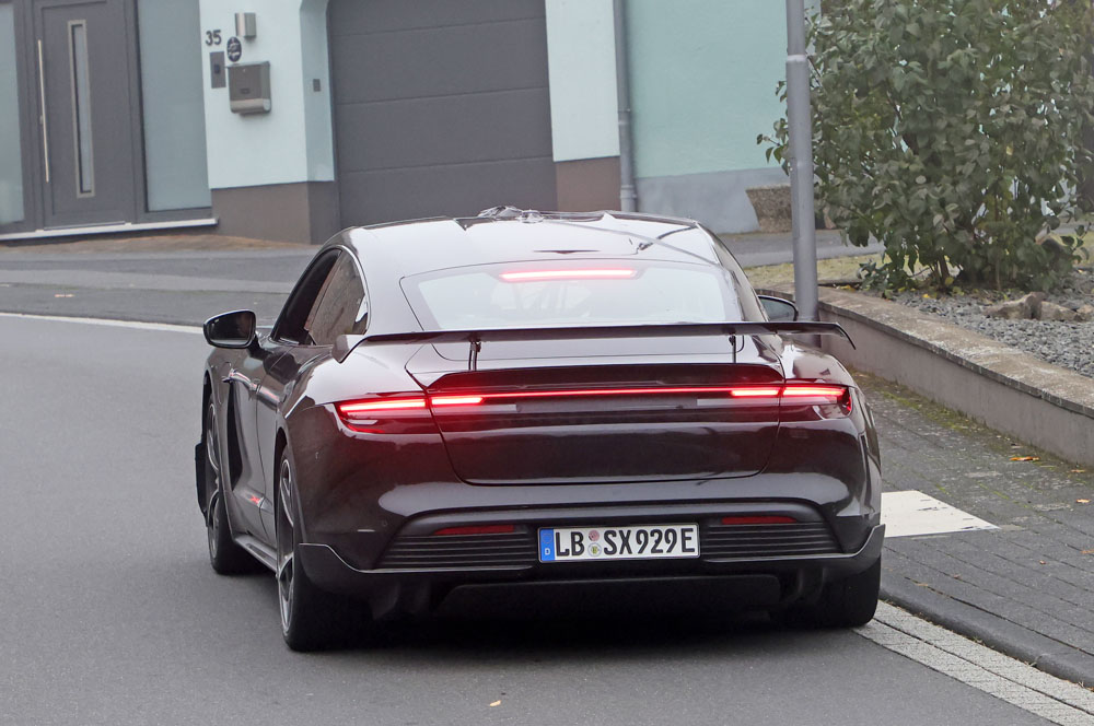 ¿Se prepara un radical Porsche Taycan GT? 16 Motor16 Porsche Taycan GT 14 Motor16