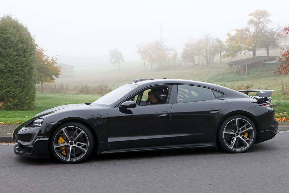 ¿Se prepara un radical Porsche Taycan GT? 7 Motor16 Porsche Taycan GT 5 Motor16