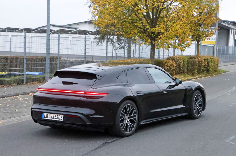 La hora del cambio en el Porsche Taycan 28 Motor16 Porsche Taycan Sport Turismo facelift 9 Motor16
