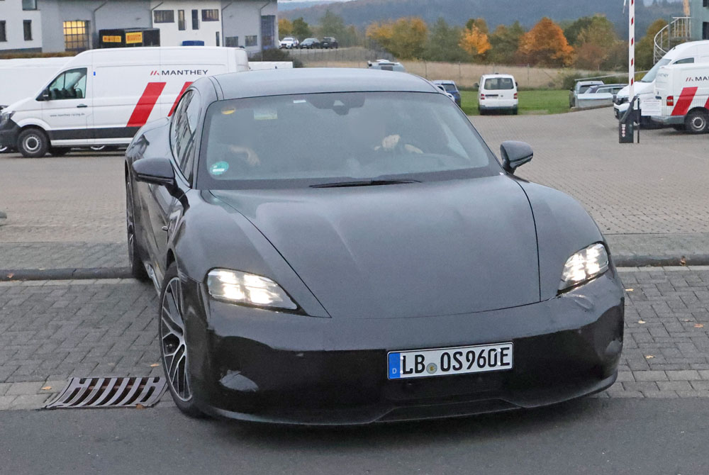 La hora del cambio en el Porsche Taycan 11 Motor16 Porsche Taycan facelift 10 Motor16