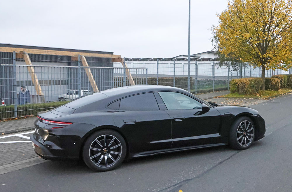 La hora del cambio en el Porsche Taycan 7 Motor16 Porsche Taycan facelift 5 Motor16