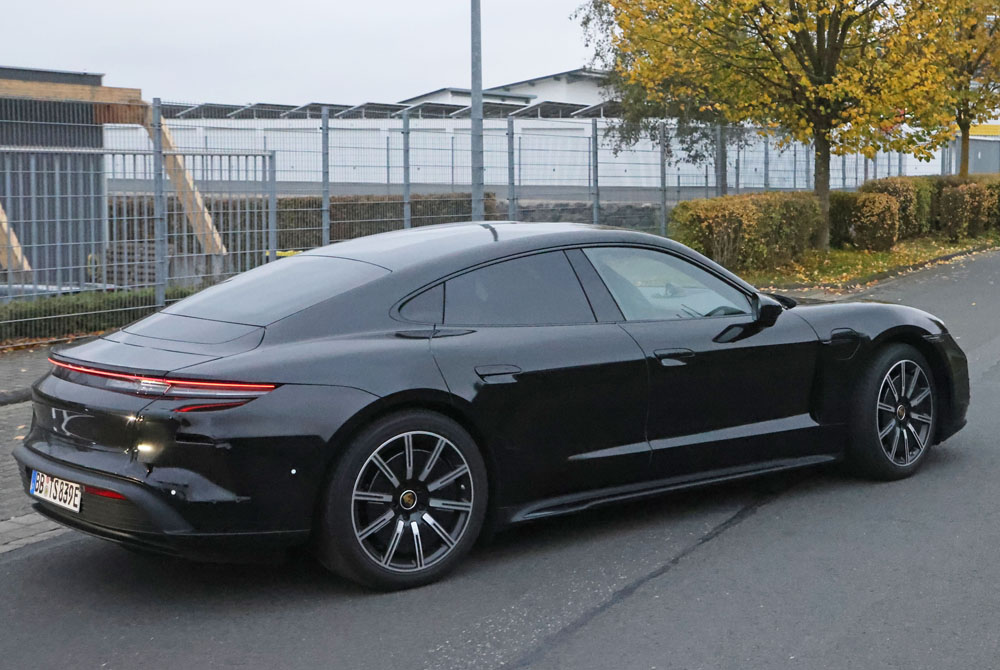 La hora del cambio en el Porsche Taycan 8 Motor16 Porsche Taycan facelift 6 Motor16