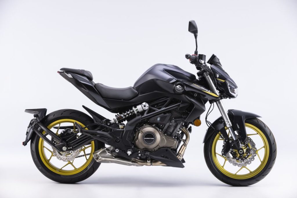 QJ MOTOR: Volvo se pasa a las motos 8 Motor16 SRK400 1 Motor16