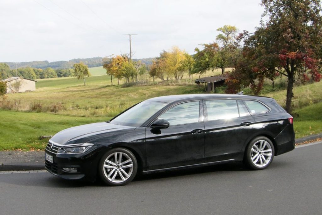 El nuevo Volkswagen Passat, cada vez más cerca 9 Motor16 VW Passat Variant 6 Motor16