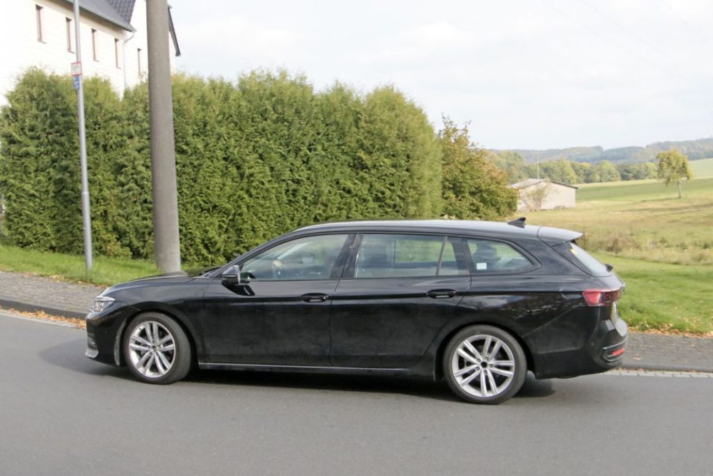 El nuevo Volkswagen Passat, cada vez más cerca 12 Motor16 VW Passat Variant 9 Motor16