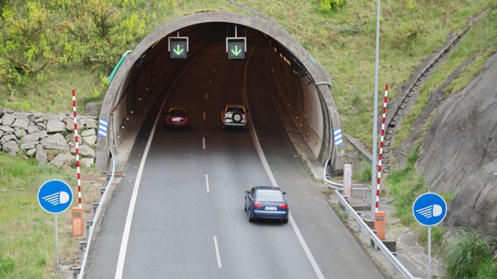 La DGT quiere dejar las carreteras 'a dos velas' para ahorrar 12 Motor16 Ahorro