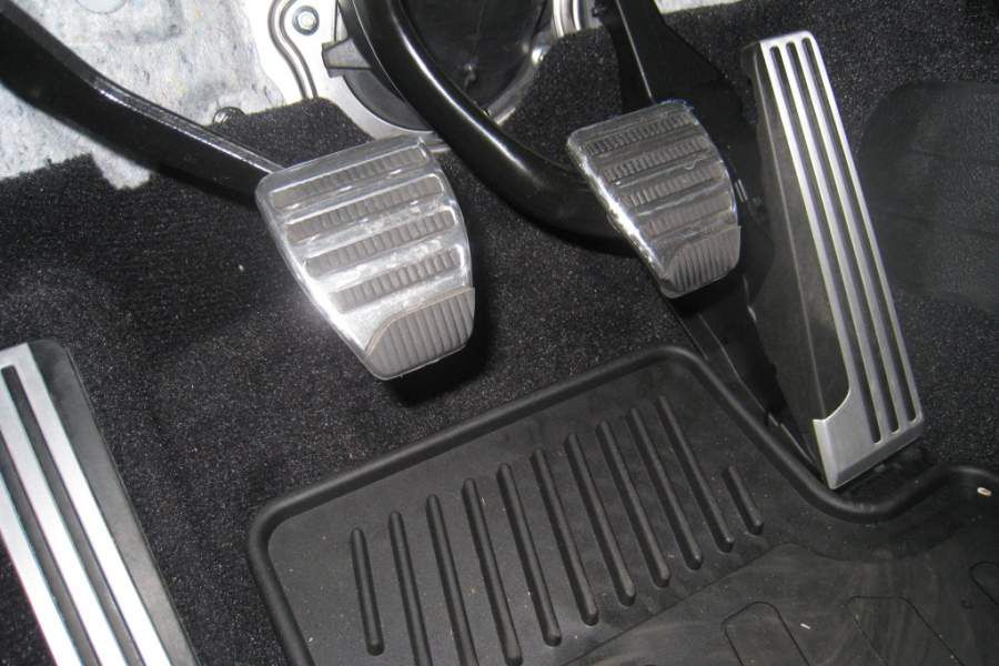 Estos consejos evitan que rompas el embrague de tu coche 16 Motor16 coche