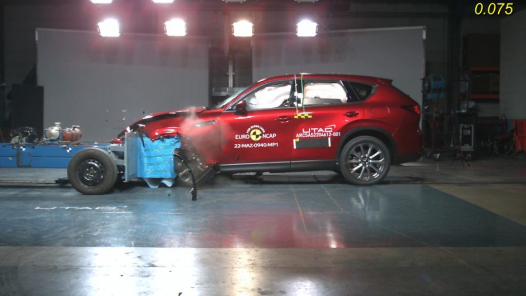 euro NCAP octubre 2022 MAZDA CX 60 Motor16