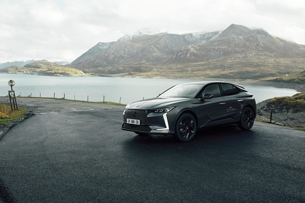 El DS 4, ahora más lujoso y con más autonomía eléctrica 1 Motor16 DS 4.