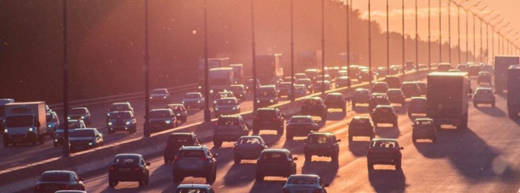 Esta es una de las razones principales de por qué se forman los atascos 135 Motor16 atascos