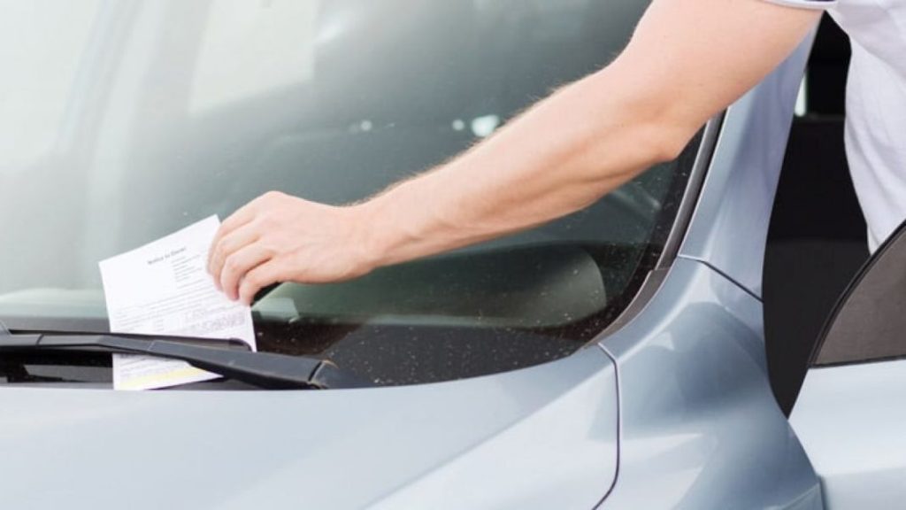 ¿Puede un conductor denunciar a otro conductor? 93 Motor16 actuar