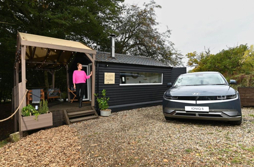 Bienvenido al Hotel Hyundai, el primero que se alimenta de la energía de coches eléctricos 2 Motor16 hotel hyundai1 Motor16