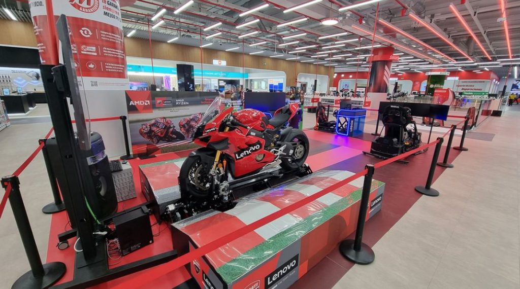 Mediamarkt ya vende coches eléctricos 1 Motor16 Mediamarkt también vende motos eléctricas