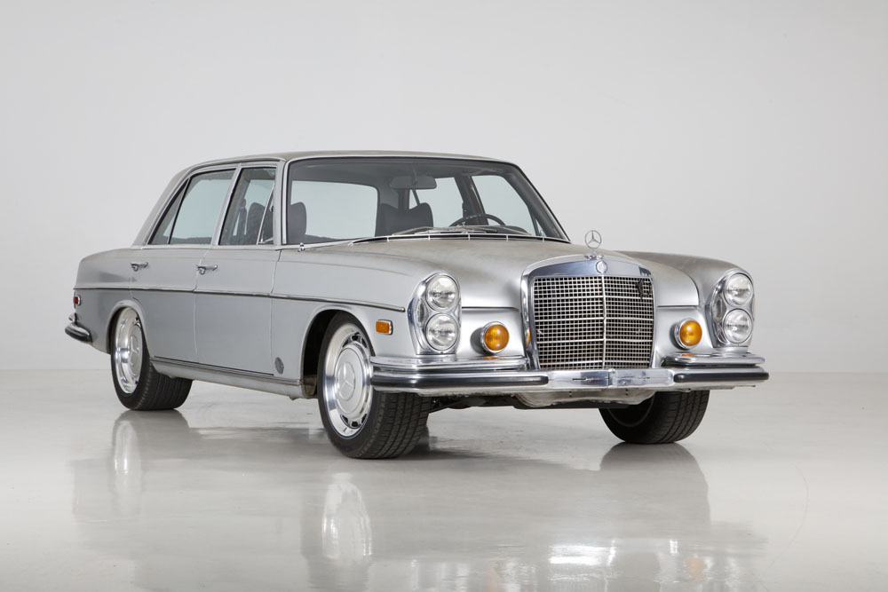 1971-Mercedes-Benz-300-SEL-Icon-1.jpg