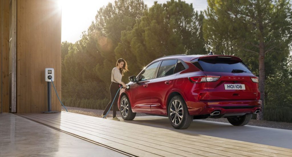 El coche híbrido enchufable que más se vende en Europa es español 1 Motor16 híbrido enchufable