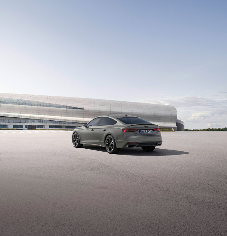 Competition Edition: extra de deportividad para Audi A4 y Audi A5 18 Motor16 2022 Audi A4 S4 A5 S5 competition 8 Motor16