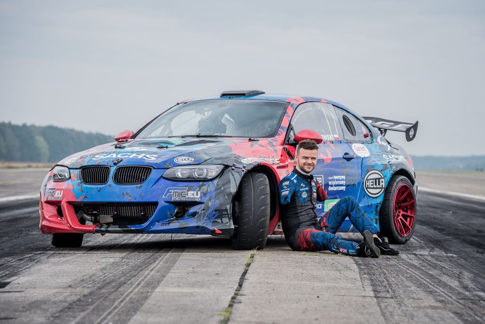 2022 BMW 3 Series Drifting record 8 Motor16