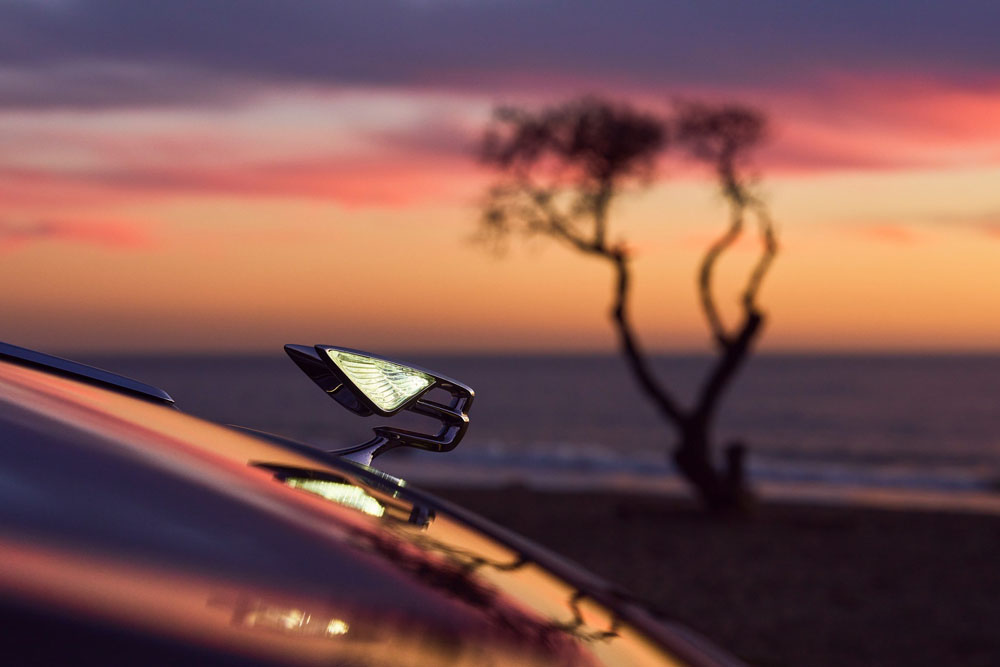 La artesanía que se esconde tras el emblema 'Flying B' de Bentley 1 Motor16 2022 Bentley Flying B 1 Motor16