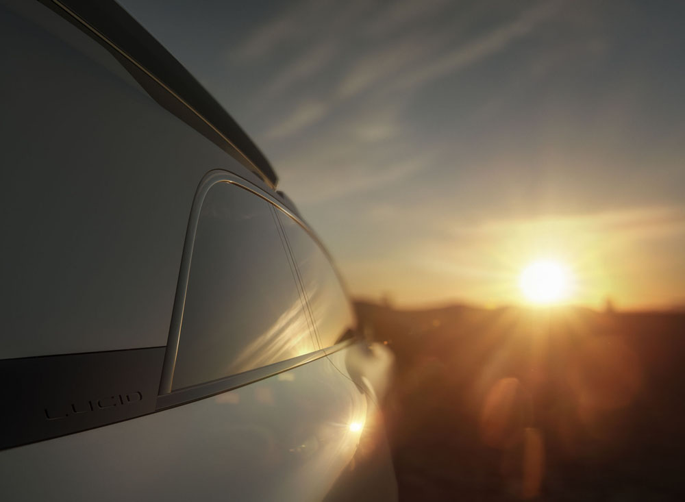 Lucid Gravity: el nuevo SUV eléctrico de la casa de California 8 Motor16 2022 Lucid SUV teaser 6 Motor16