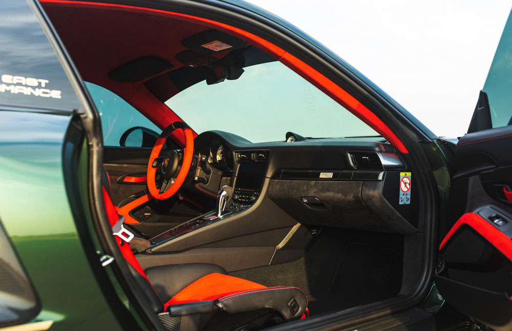 Porsche 911 GT2 RS: más caballos y más carbono gracias a Manhart 33 Motor16 2022 MANHART TR 900 Porsche 911 GT2 RS 35 Motor16