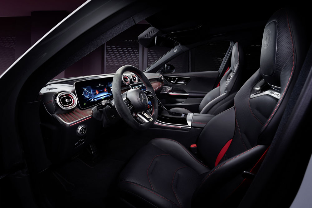 Mercedes-AMG C63 S E Performance: se estrena con edición especial 2 Motor16 Mercedes-AMG C63 S E Performance F1 Edition. Imagen interior.