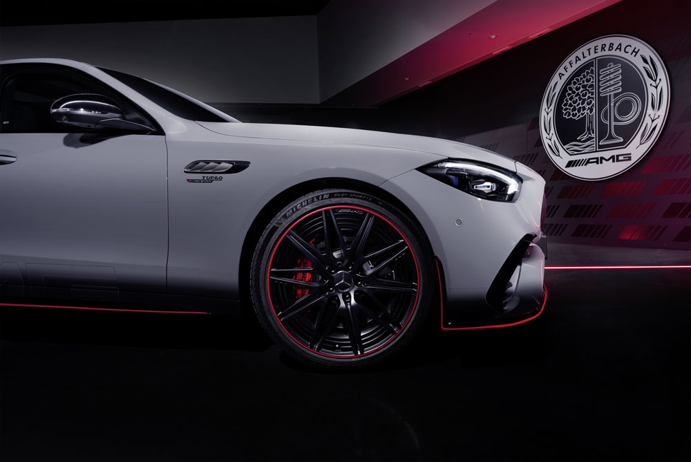 Mercedes-AMG C63 S E Performance: se estrena con edición especial 9 Motor16 2022 Mercedes AMG C 63 S E Performance F1 Edition 6 Motor16