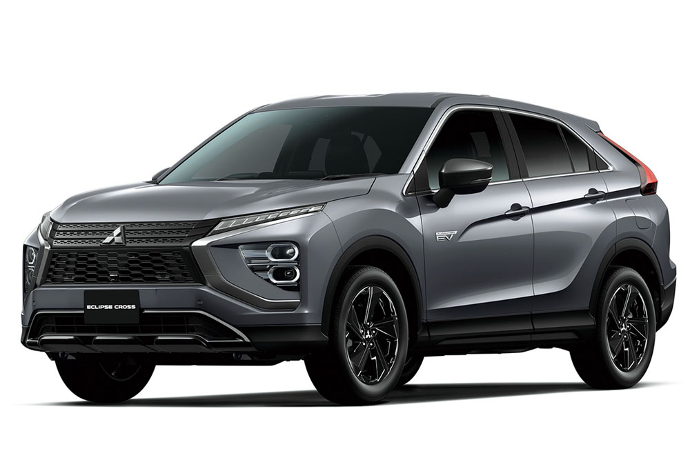 Mitsubishi Eclipse Cross: estrena acabado Black Edition 3 Motor16 Mitsubishi Eclipse Cross Black Edition. Imagen estudio delantera.