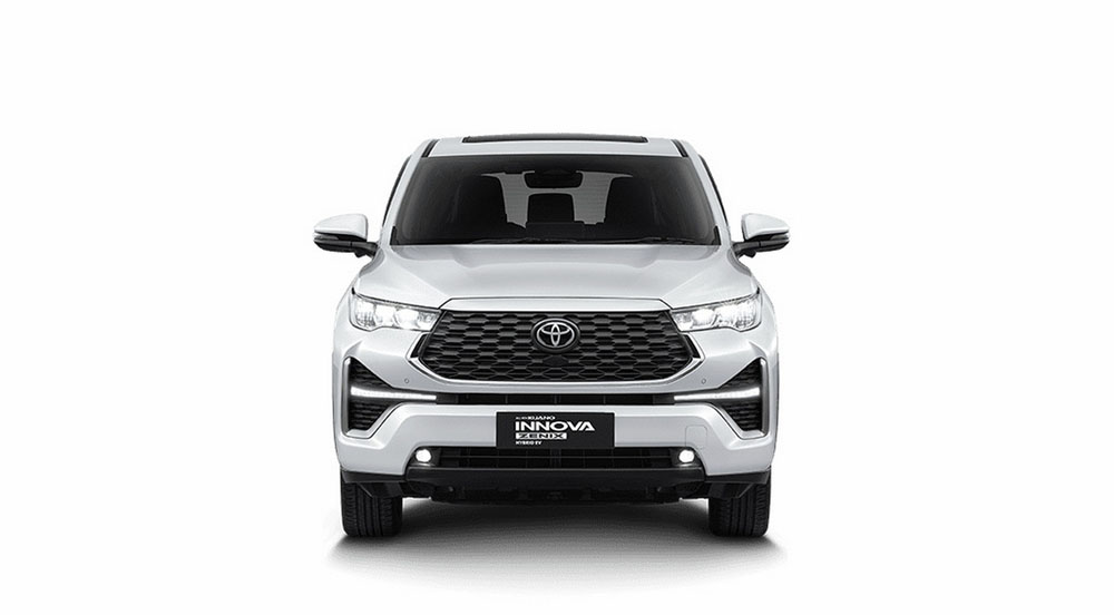 Toyota Innova Zenix: un gran SUV para Indonesia 7 Motor16 2022 Toyota Innova Zenix 14 Motor16