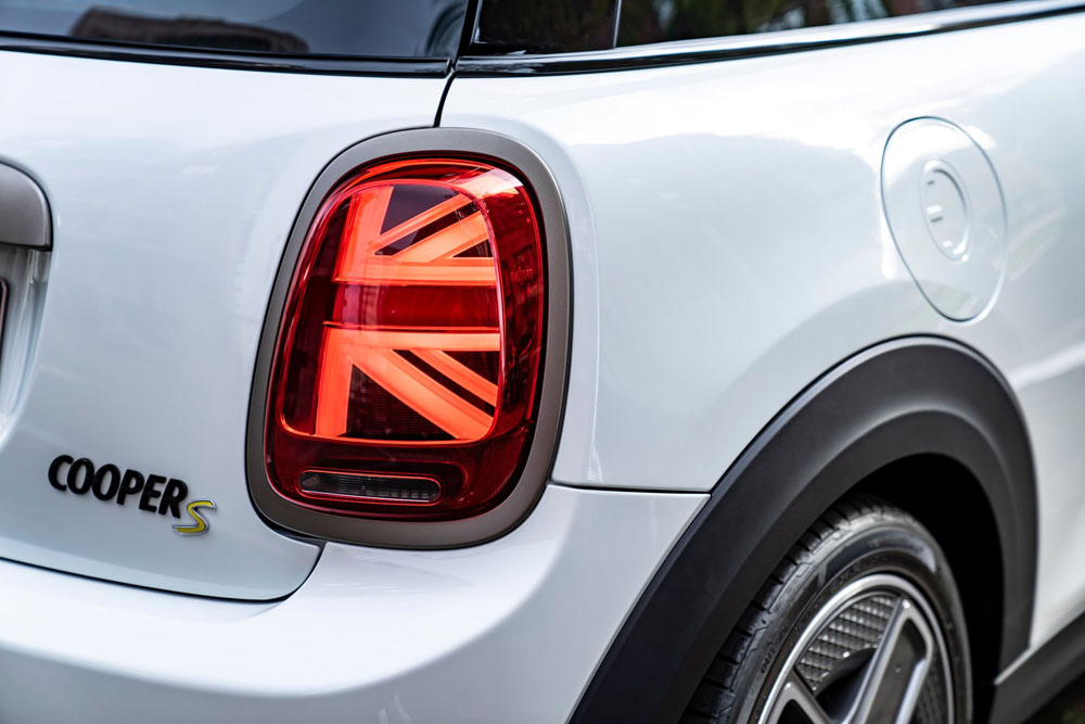 Mini Cooper SE: estrena edición especial Resolute Edition 23 Motor16 2022 mini cooper se resolute white 28 Motor16