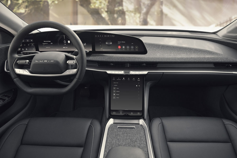 Lucid Air: el archienemigo del Tesla Model S llega a Europa 4 Motor16 Lucid Air. Imagen salpicadero.