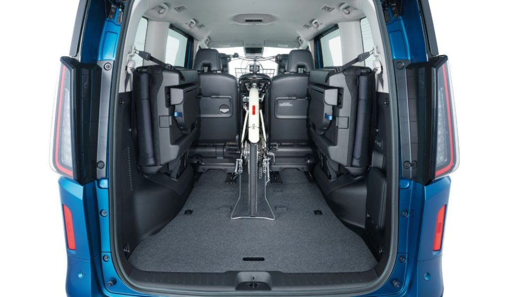 Nissan Serena: a Japón llega su sexta generación 47 Motor16 2023 Nissan Serena 69 Motor16