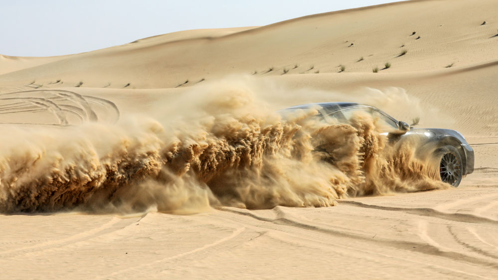 Porsche 911 Dakar. Imagen en las dunas.