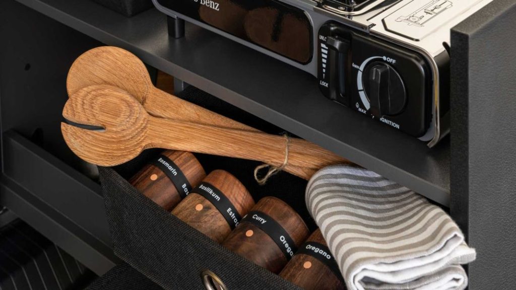 Mercedes EQT Marco Polo, un cámper para contemplar las estrellas 13 Motor16 9 Motor16