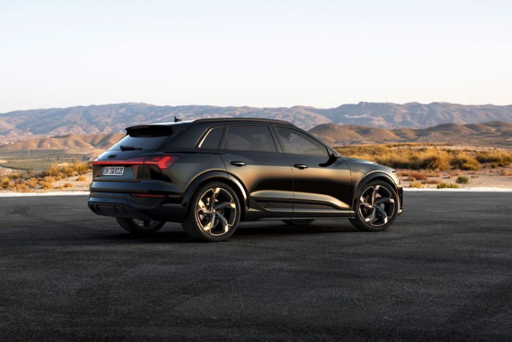 AUDI SQ8 E TRON 15 Motor16