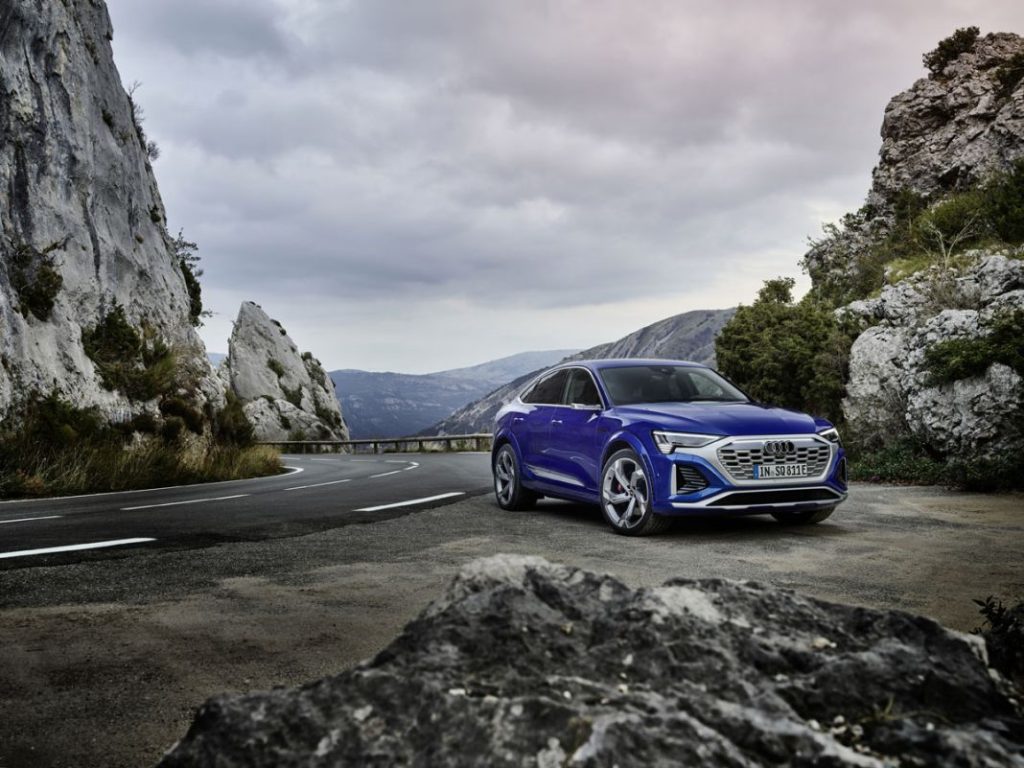AUDI SQ8ETRON SPORTBACK 13 Motor16