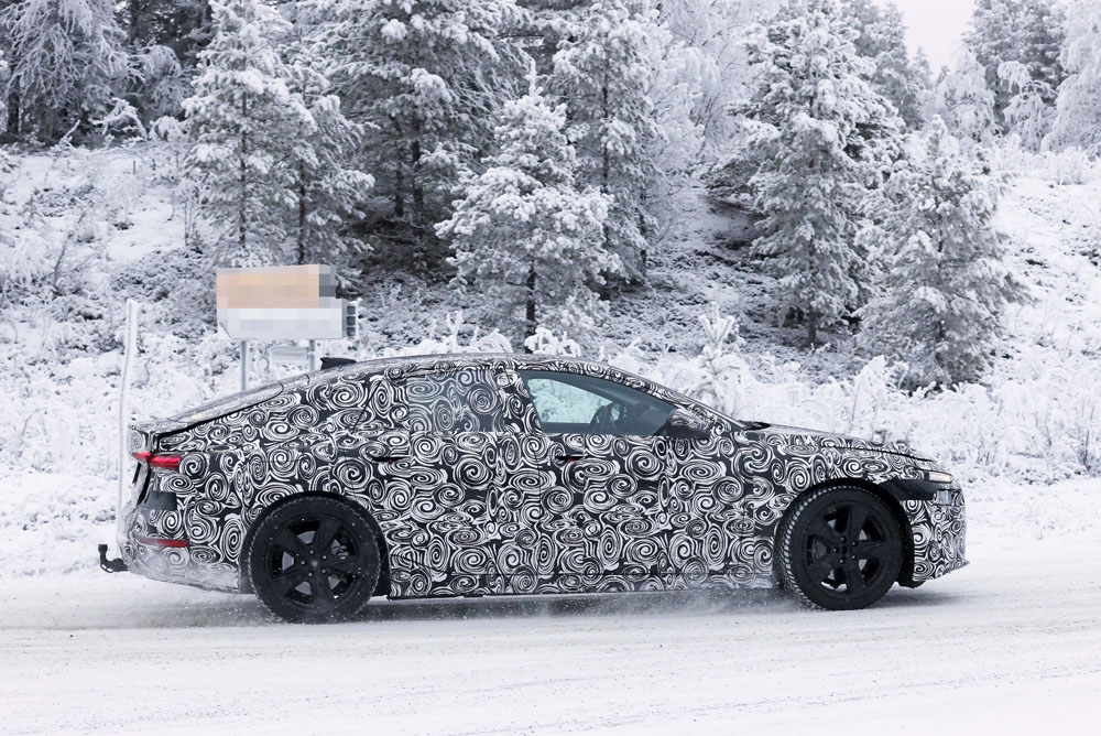 El Audi A6 e-tron ya tiene cara y 'ojos' 11 Motor16 Audi A6 e tron production lights 8 Motor16
