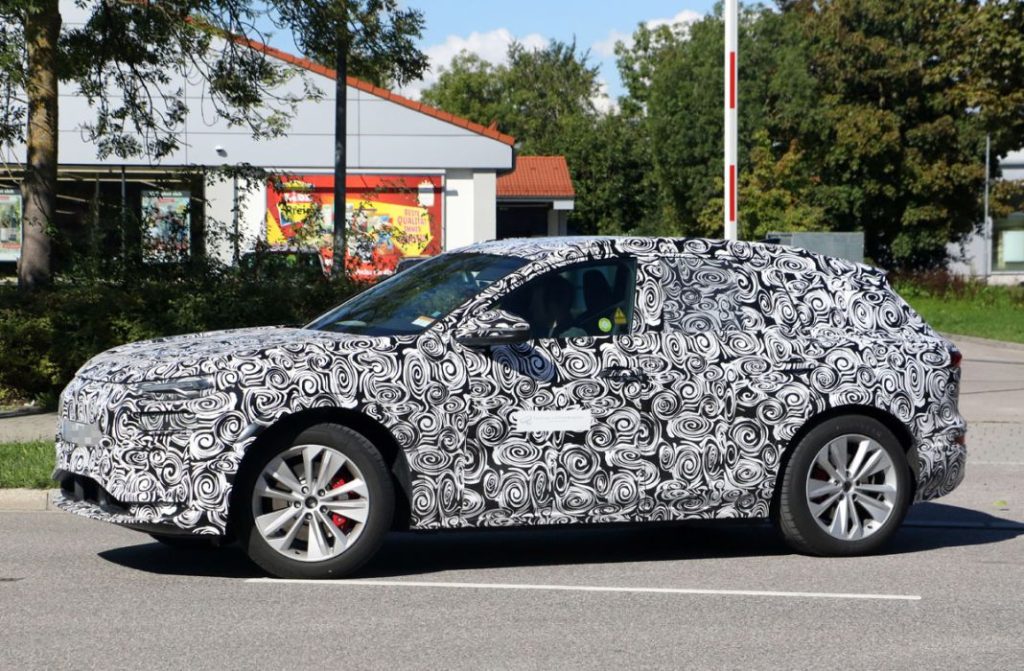 El Audi Q6 e-tron muestra su interior 14 Motor16 Audi Q6 e tron 10 Motor16